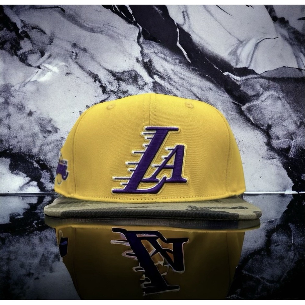 NBA Los Angeles Lakers Pro Standard 2 Tone SnapBack Hat Camo Brim Flat Cap